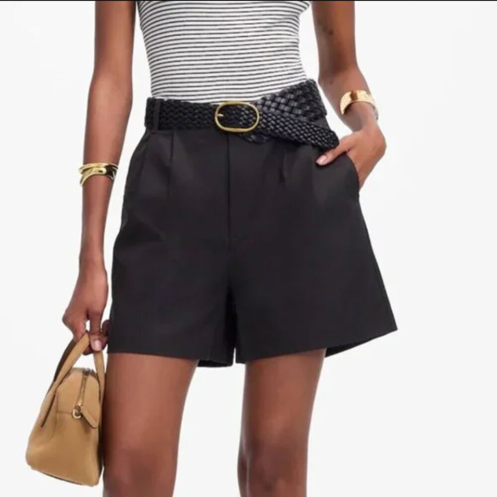 MADEWELL - NWT Pleated Short in Drapey Twill - Jet Black